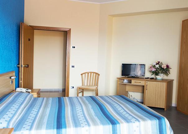 Hotel Parthenius Cirella Di Diamante מראה חיצוני תמונה